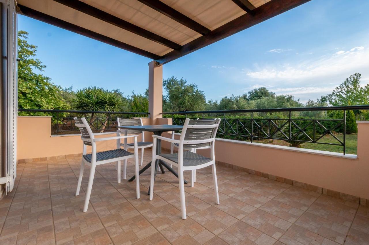 Lagouvardos Apartments ماراثوبوليس المظهر الخارجي الصورة